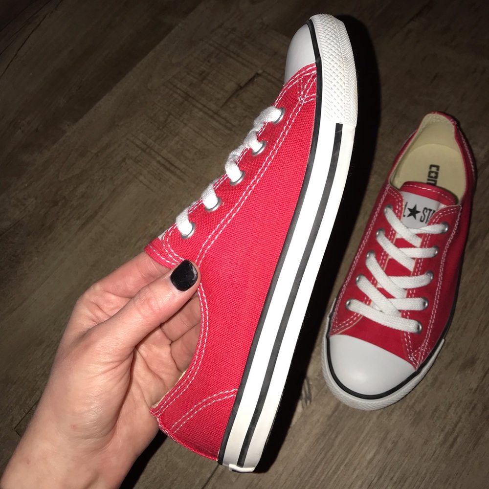 Dainty Converse Chuck Taylor All Stars
